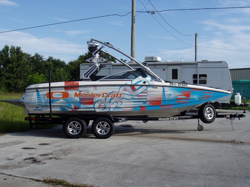 boat wraps graphic systems installers